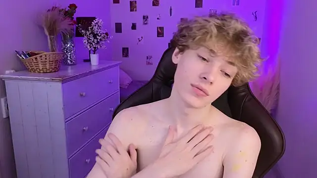 kevingarsiaa Webcam Show