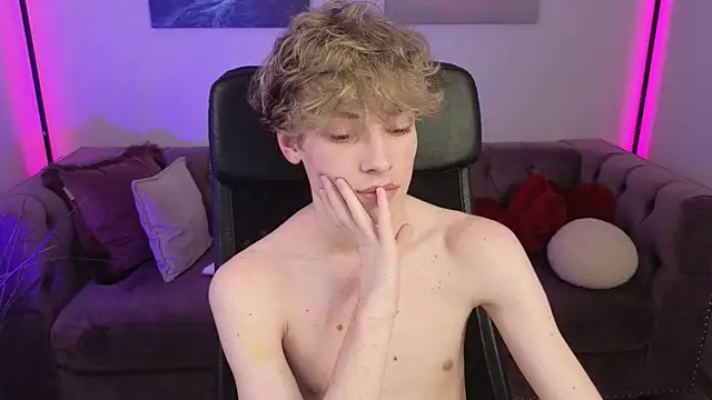 kevingarsiaa webcam show