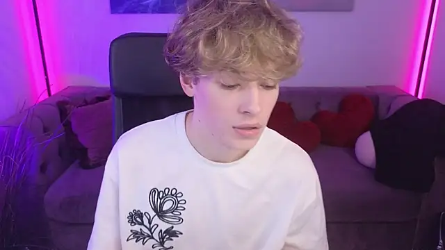 הופעת וובקאם של kevingarsiaa