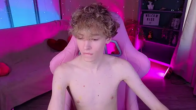 Webkamerová show kevingarsiaa