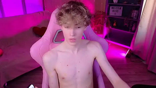 kevingarsiaa Pertunjukan Webcam