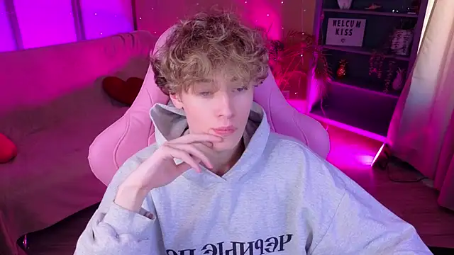 kevingarsiaa's Webcam Show