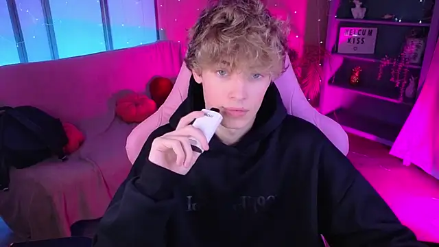 הופעת וובקאם של kevingarsiaa