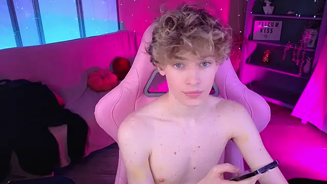 kevingarsiaa Pertunjukan Webcam