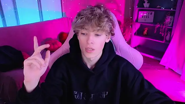 Webkamerová show kevingarsiaa