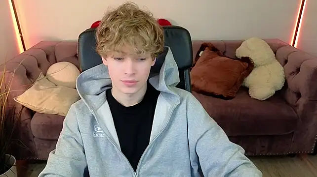 kevingarsiaa webcam show