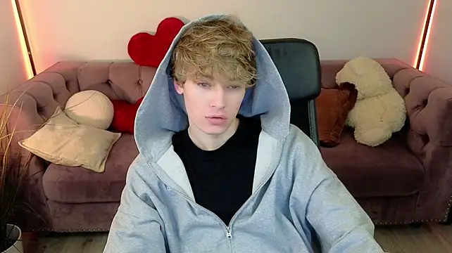 kevingarsiaa – webcam-show