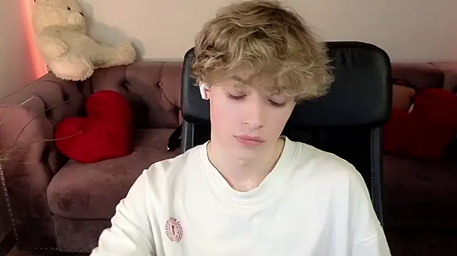 kevingarsiaa Webcam Show