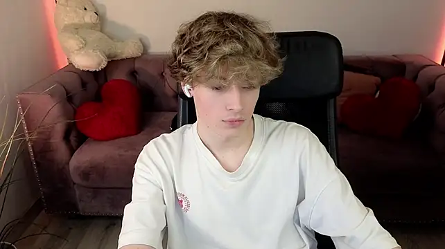 kevingarsiaa Webcam Show