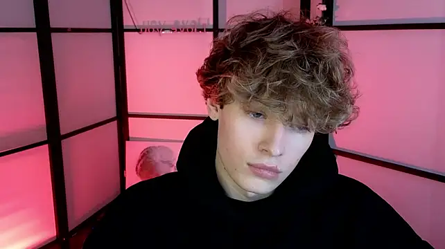 Webkamerová show kevingarsiaa
