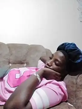 virginiakariuki40's Live XXX Chat