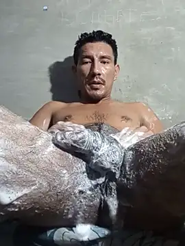عرض كام Larry_rivera_m