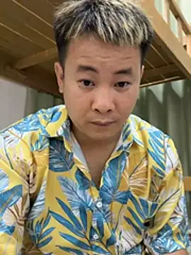 Mackie-1 Show Webcam