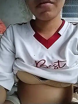 Chat +18 de Magnolia_99 ao vivo