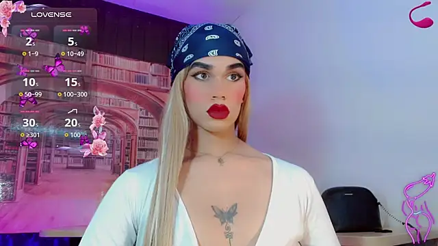 Michell_luxe's Webcam Show