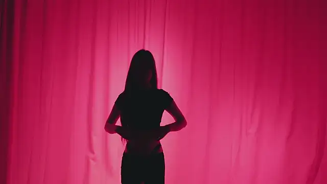 Show Webcam de GIVENCHY-001
