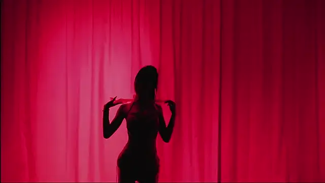 Show de webcam de GIVENCHY-001