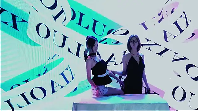 عرض كام GIVENCHY-001