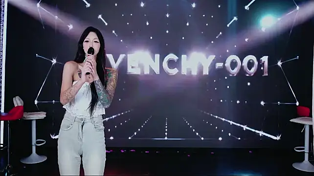 โชว์เว็บแคมของ GIVENCHY-001