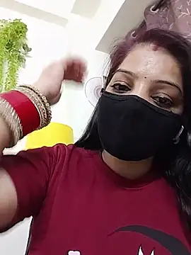 Hot_pooja2's Live XXX Chat