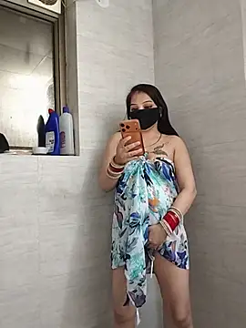 Hot_pooja2's Live XXX Chat