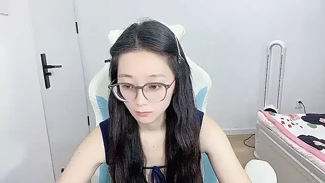 -qingqing 网络视讯表演