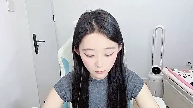 -qingqing's Live XXX Chat