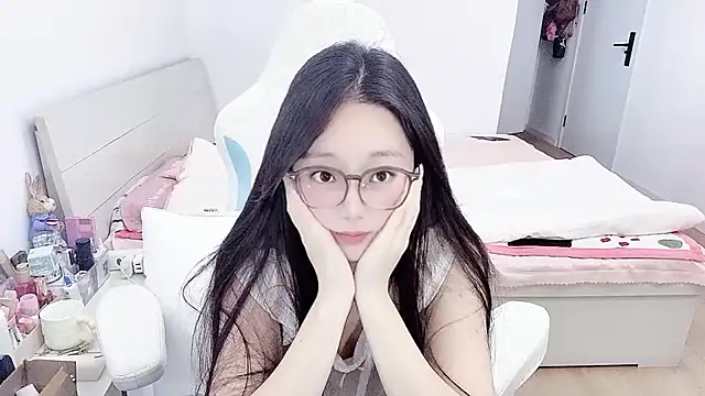 -qingqing 在線直播表演