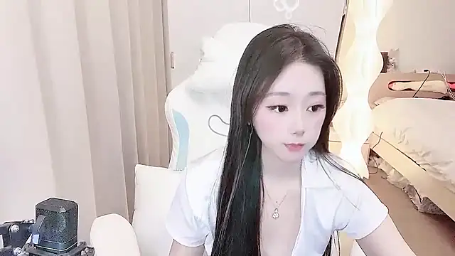 -qingqing Adlı Modelin Canlı XXX Sohbeti