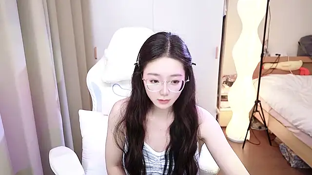 -qingqing 网络视讯表演