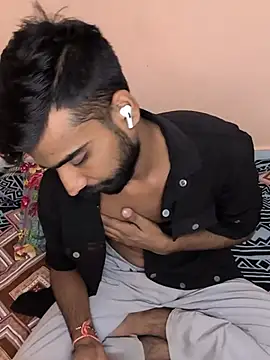 bisexual_yhh Webcam show