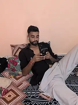 bisexual_yhh Pertunjukan Webcam