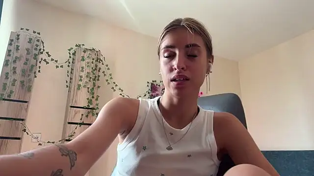 Rossy_S élő XXX-chatje