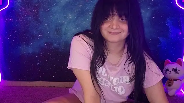 Trixiedoescamcam's Webcam Show