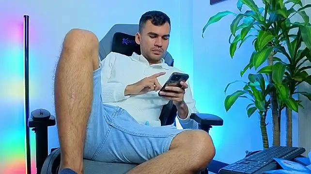 Hamiltonng12 Adlı Modelin Web Kamerası Şovu