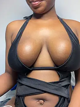 Bellafrenchy's Webcam Show