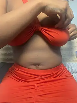 Bellafrenchy Show in webcam