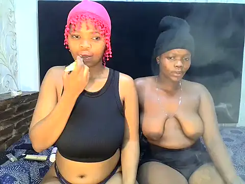 Thickmama16 Show in webcam