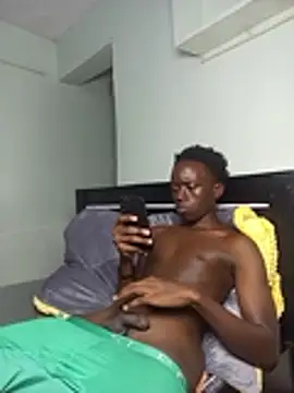 myles_erqt webcam show