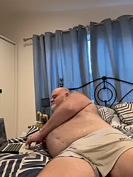 greyoakbear Show Webcam