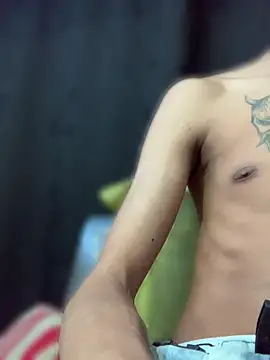 sebas_cadavid Show in webcam
