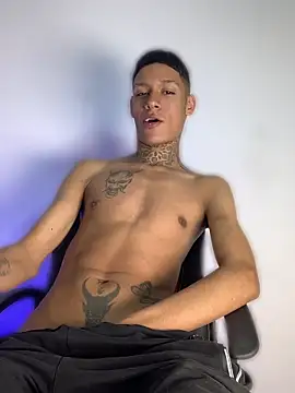 sebas_cadavid Show in webcam