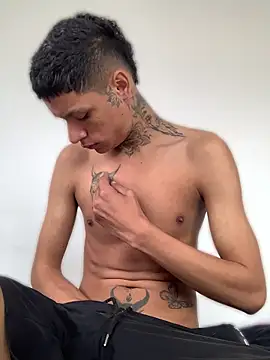 sebas_cadavid's Webcam Show