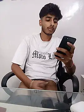 ArckedlinerTempt's Webcam Show