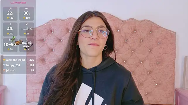 צ'אט XXX בשידור חי של AriiaBloom