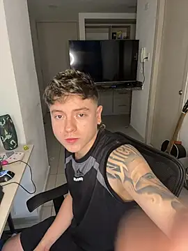 Show modela Donald_king na web-kameri