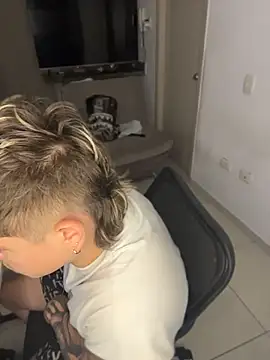 Show modela Donald_king na web-kameri