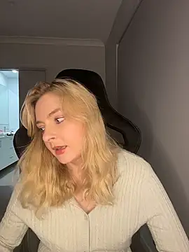 Lotttiee's Webcam Show