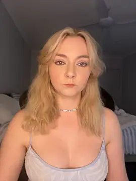 XXX chat uživo modela Lotttiee