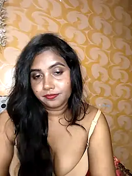 hornykhushi321 网络视讯表演